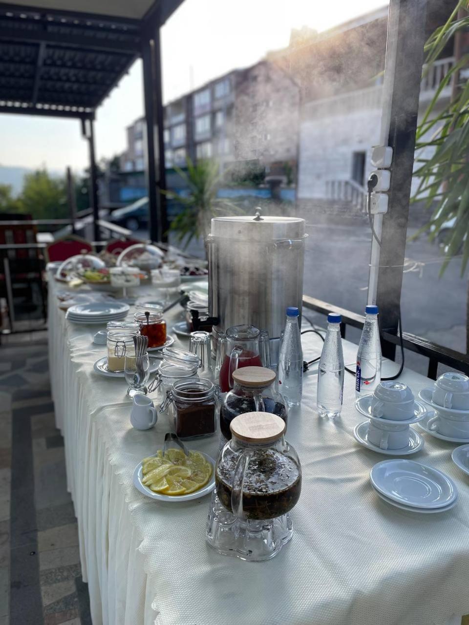 Grand Hotel Kapan, Armenia מראה חיצוני תמונה