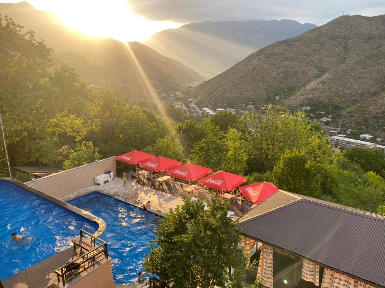 Grand Hotel Kapan, Armenia מראה חיצוני תמונה