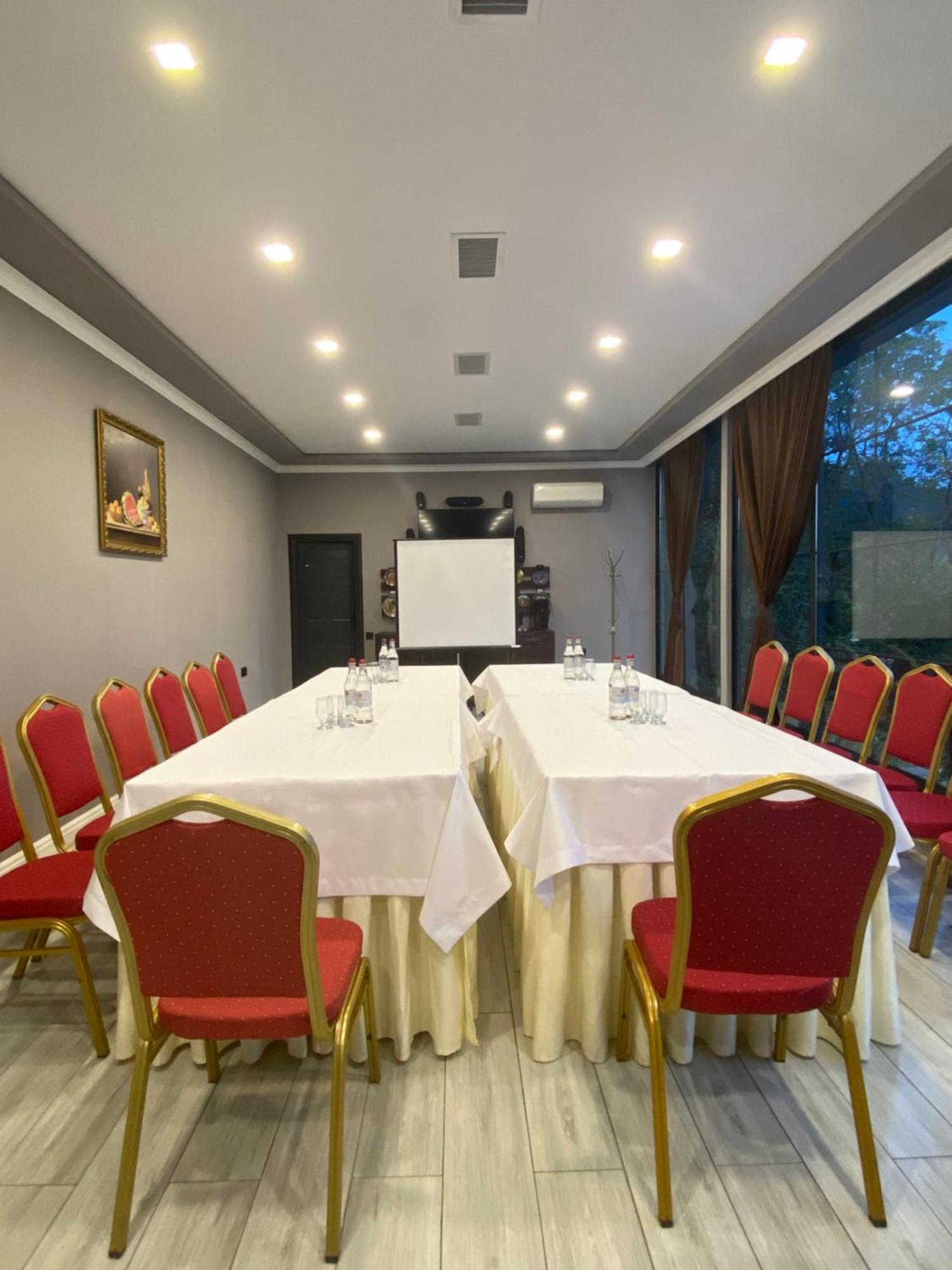 Grand Hotel Kapan, Armenia מראה חיצוני תמונה