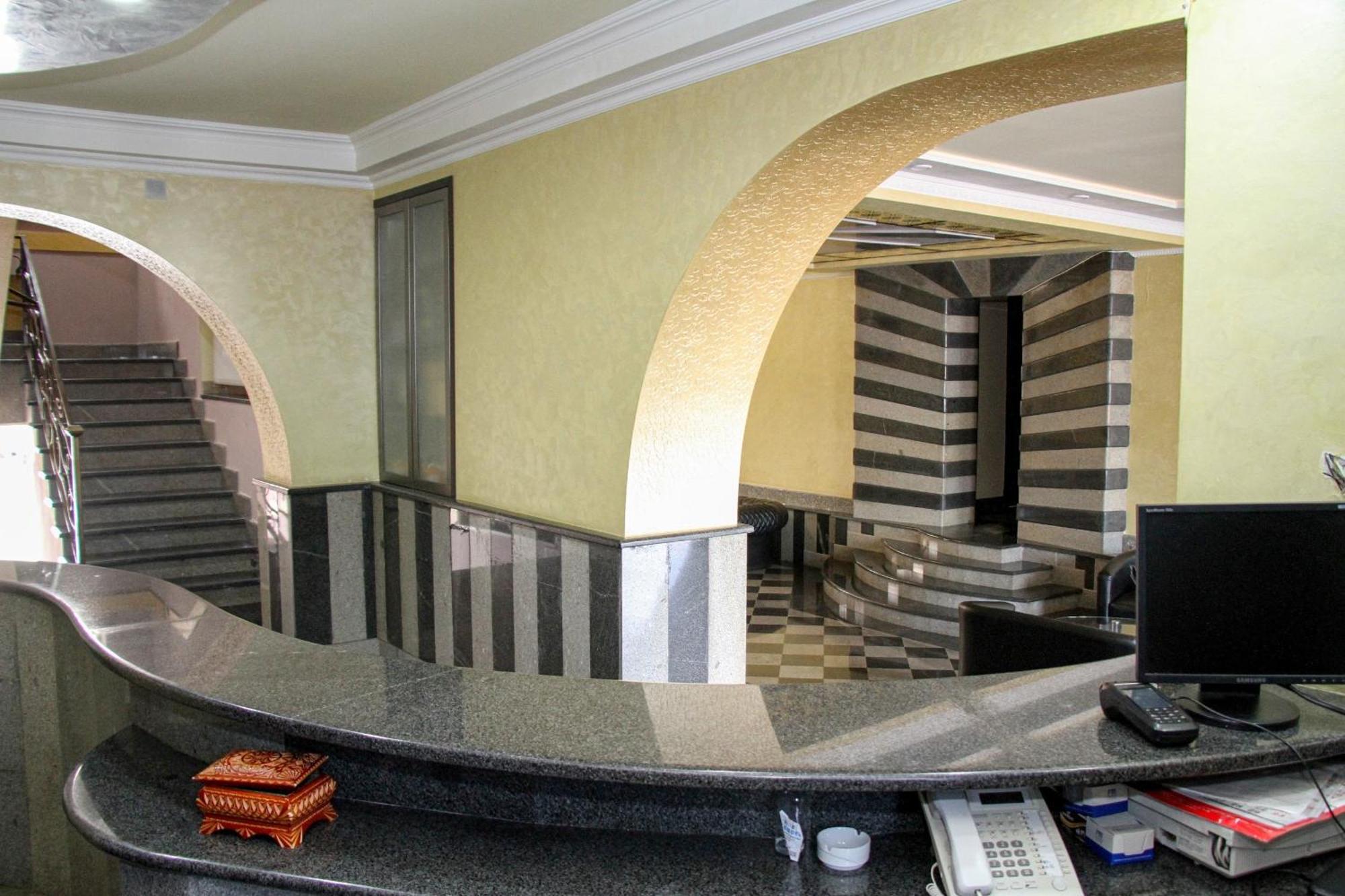Grand Hotel Kapan, Armenia מראה חיצוני תמונה
