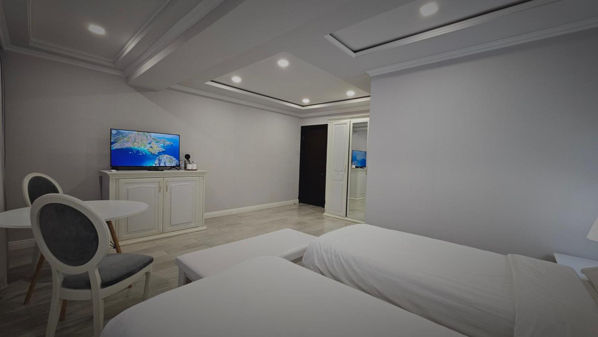 Grand Hotel Kapan, Armenia מראה חיצוני תמונה